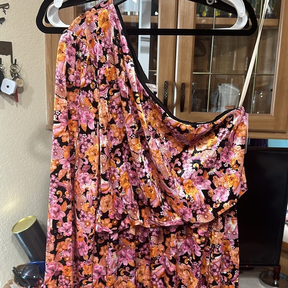 BCBGeneration Dress - Picture 2 of 6